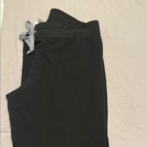 Medium petite black FIGS Livingston scrub pants